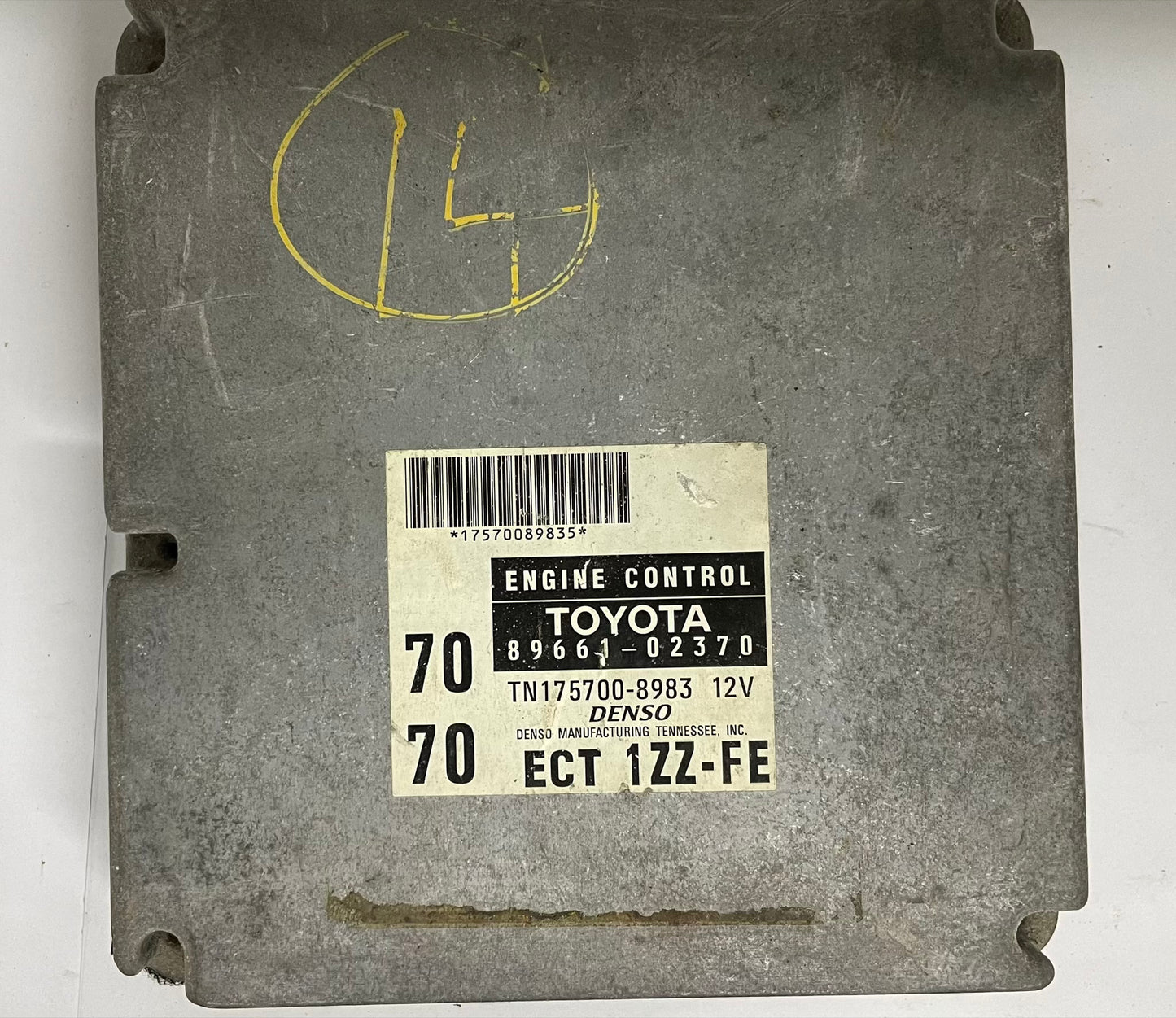 Toyota   89661-02370 ECT-1ZZ-FE